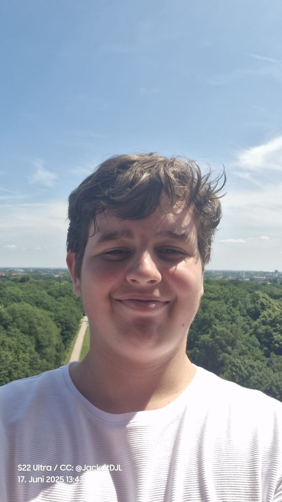 Jack Ruder auf dem Planetarium in Hamburg